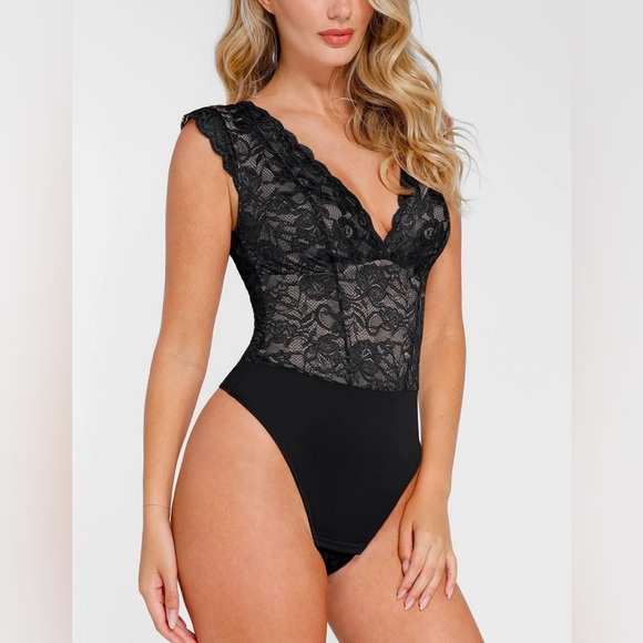 POPILUSH Shapewear Sculpting Lace Bodysuit - NWT - Picture 1 of 9